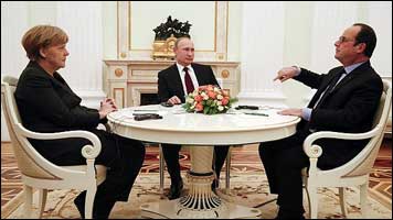Hitler, Putin and Hollande discussing