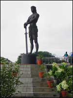 Lapu-Lapu statue in Manila. 