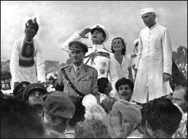 Lord Mountbottom saluting the Indian flag on "Independence" Day, August 15, 1947. 